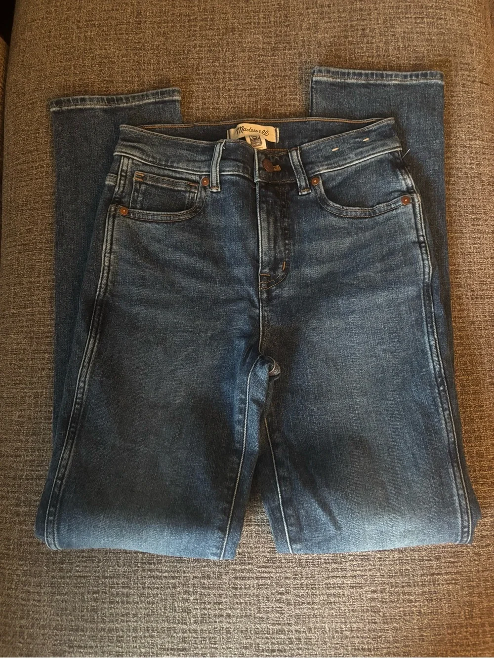 Madewell Mid-Rise Stovepipe Jeans in Deming Wash - Size 25 NWOT